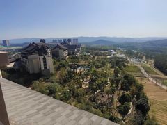 -清远熹乐谷温泉度假酒店