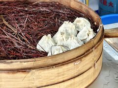 -严氏重油烧麦(民权路店)