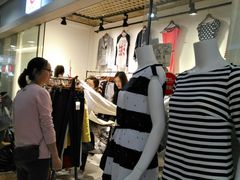 -兴旺欧韩城(上海兴旺国际服饰城店)