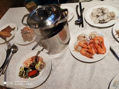 -领鲜活海鲜榴莲自助火锅(东门店)