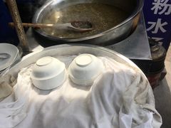 -何老二卤汁凉粉