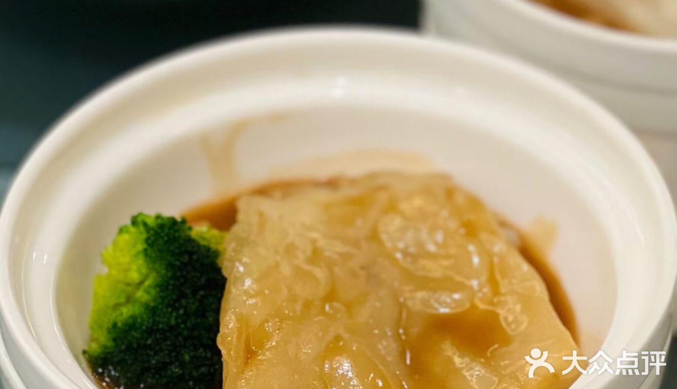 在广州富人区二沙岛品味精美粤菜，正呀😋