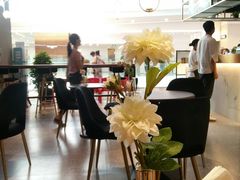 -POKEE VIA&Brunch·维娅(重庆来福士店)