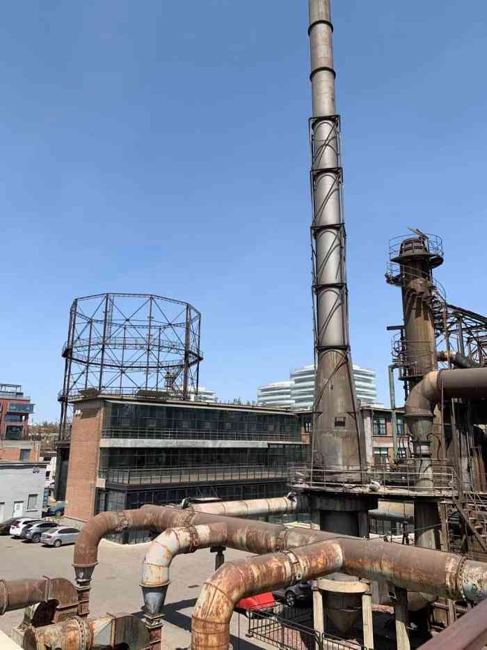 798艺术区-"798位于朝阳区酒仙桥,50年代的国营工."-大众点评移动版