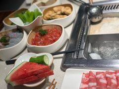 -海底捞火锅鲜切牛肉主题店(长寿路店)