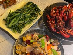 -巴厘龙虾·榜首油焖大虾(音乐学院·沿江酒馆店)