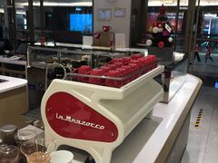 自助取餐区-Tims天好咖啡·贝果(东方广场店)