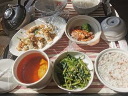 -爱月坊产后护理中心(万达店)