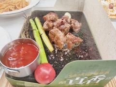 火山岩一口牛肋条-马兰卡西式简餐(新汇大融城店)