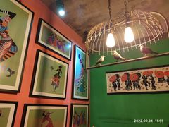 -香巴拉云南餐厅(华莱坞店)