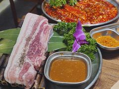 -明洞阿姨·韩式酱蟹烤肉·创意料理(三元桥店)