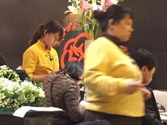 -必胜客(新中纬店)