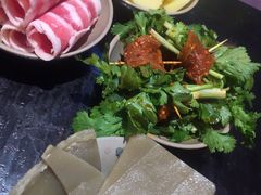 -四小区火锅·巷子里的重庆火锅(花照壁店)