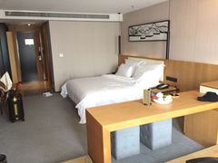 -优逸酒店(柳州窑埠古镇万象城店)