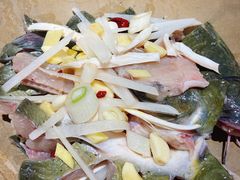 -鱼䲆鱻云南草帽蒸汽石锅鱼(云尚国际店)