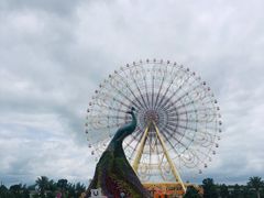 -七彩云南欢乐世界