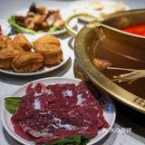 筷子兄弟都来吃的辣火锅 要不要来偶遇下[偷笑]