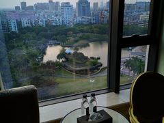 -茂名熹龙国际大酒店(人民广场高铁站店)