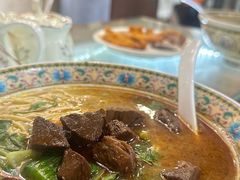 -金杨拉面王小吃面馆·牛三宝面·红烧牛肉粉