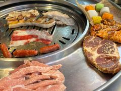 -哈哈碳都·牛肋条无限自助烤肉(台江万达店)