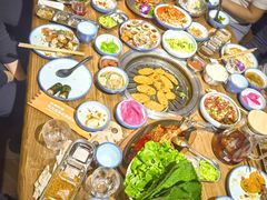 -明洞阿姨·韩式酱蟹烤肉·创意料理(三元桥店)