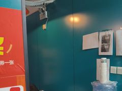 -荒岛实景沉浸密室(江汉路1店)