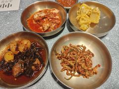 -草家酱蟹炭火烤肉店(珲春南路二店)