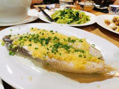 -品香菜馆(旗峰路中侨大厦店)