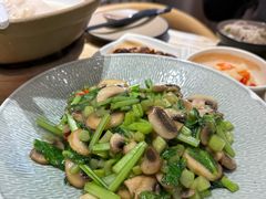 -叁煨蹄花·下饭盐帮菜(人民广场店)