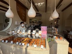 -VERIE BAKEHOUSE