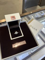 点击看大图 -Cindy Jewelry·钻戒·彩色宝石