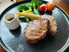澳洲谷饲菲力牛排-MARU玛露音乐餐厅(前滩世贸店)
