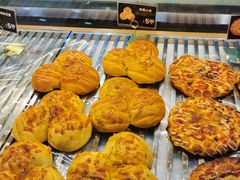 暗藏心鸡-华荣西饼屋(榕江店)