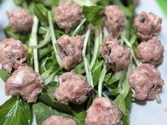 爽滑肉丸子-华哥新鲜猪精品美食
