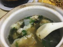 -小许三鲜砂锅馄饨店(家多乐烟酒店)