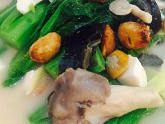 -滋味满屋美食坊(上海街店)