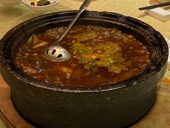石锅肥肠毛血旺-铜锣湾·有麝自然香(重庆新天地店)