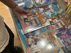 -新华里咖啡书吧(新华书店小寨店)