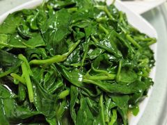 -墨脱石锅椰子鸡•香草鸭•东山羊(大东海店)