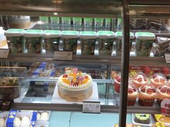 -皇冠幸福里动物奶油生日蛋糕(万达店)