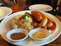 -申德勒加油站餐厅(三里屯北小街店)