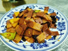 -天天向上素食餐厅(五台山店)