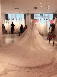 点击看大图 -GRACE KELLY婚纱与礼服(北京店)