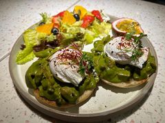 罗勒酱杂菌班尼迪克蛋-BE BRIGHT KITCHEN(正佳广场店)