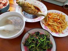 -爱的果实月嫂育婴师(世纪东方店)