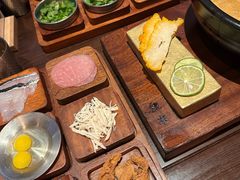 -银米·云南传统过桥米线(双廊黑金冠店)