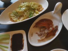 烤鸭配料-彩丰楼中餐厅·早茶·点心·粤菜(海口华彩洲际酒店)