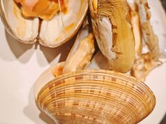 -川骄海鲜自助(王府井奥莱UP TOWN店原世界之花店)