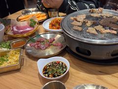 -青瓦餐厅·生鱼片·韩园烤肉(西塔店)