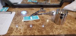 -PE SALON